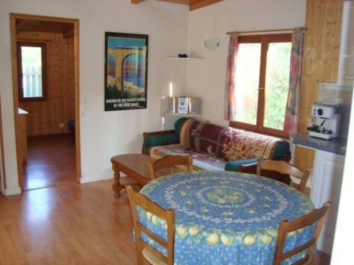 Location de vacances - Chalet à Sainte-Maxime - le salon - salle à manger