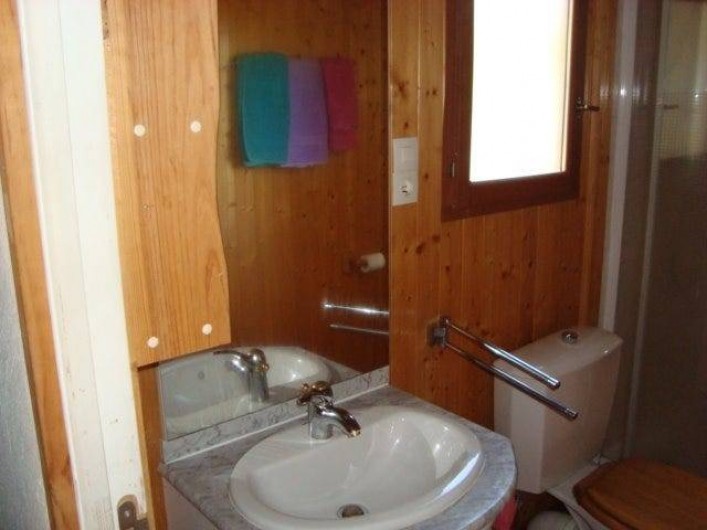 Location de vacances - Chalet à Sainte-Maxime - la salle de douche