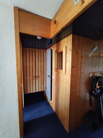 Location de vacances - Appartement à Arc 1800 - Dégagement
