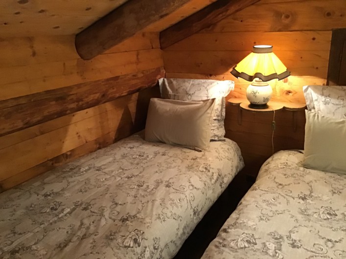 Location de vacances - Gîte à La Clusaz - mezzanine chambre 2