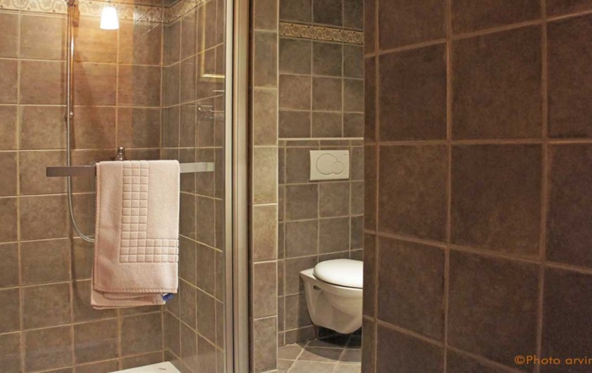 Location de vacances - Gîte à La Clusaz - salle de bain