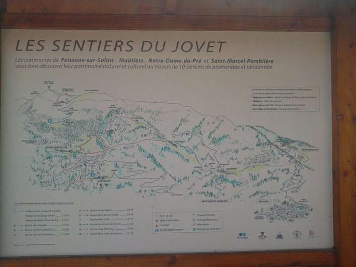 Location de vacances - Gîte à Saint-Marcel - Départ sentier rando au village