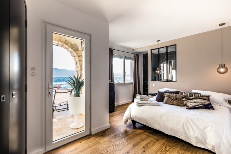 Location de vacances - Villa à Saint-Mandrier-sur-Mer - SUITE GRAND LARGE