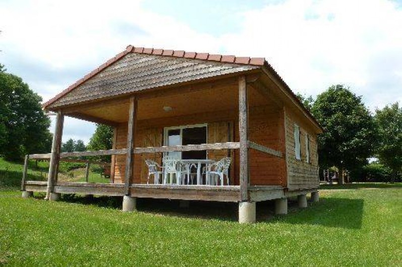 Location de vacances - Camping à Bellenaves - Chalets ouverts toute l'année