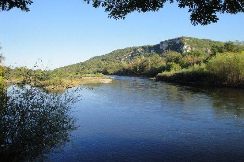 Location de vacances - Chalet à Vayrac - Rivière sur place