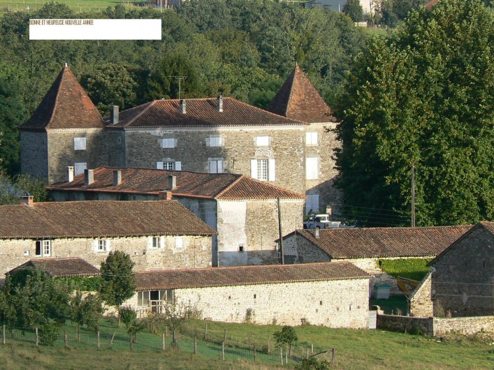 Location de vacances - Gîte à Champs-Romain - Vue d'ensemble de la propriété