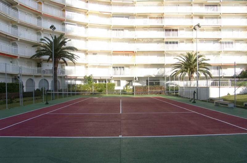 Location de vacances - Appartement à Peníscola - Courts de tennis