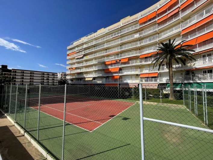Location de vacances - Appartement à Peníscola - Courts de tennis