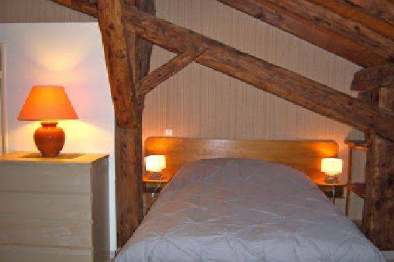 Location de vacances - Chalet à Taninges - Chambre pour 4 personnes