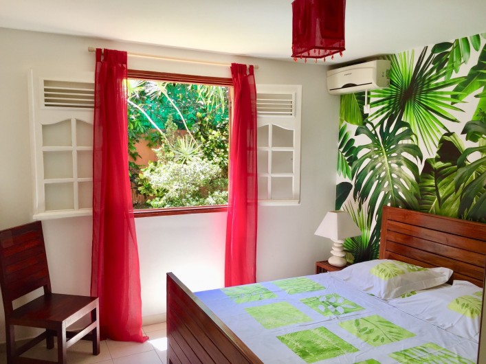 Location de vacances - Appartement à Le Gosier - La chambre climatisée