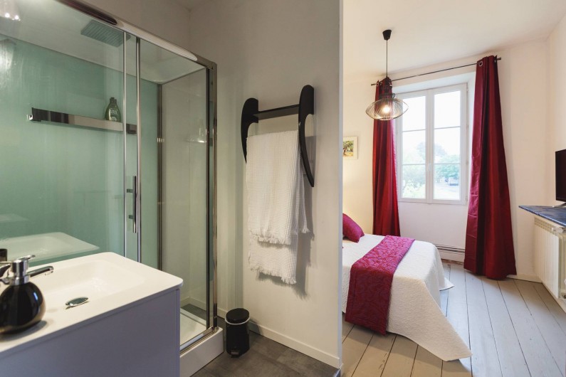 Location de vacances - Chambre d'hôtes à Sauternes - La tour Blanche Salle d'eau