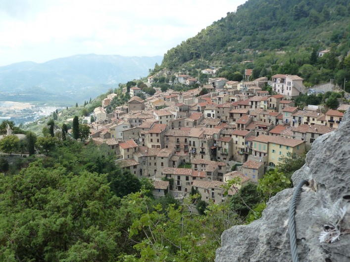 Location de vacances - Appartement à Fréjus - Village perché de Peille (67 km), vu de la Via Ferrata