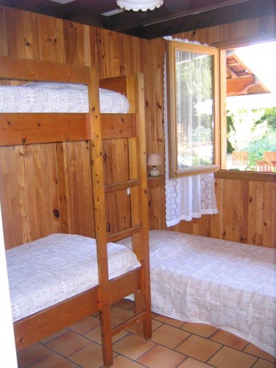 Location de vacances - Villa à Seignosse - chambre enfants
