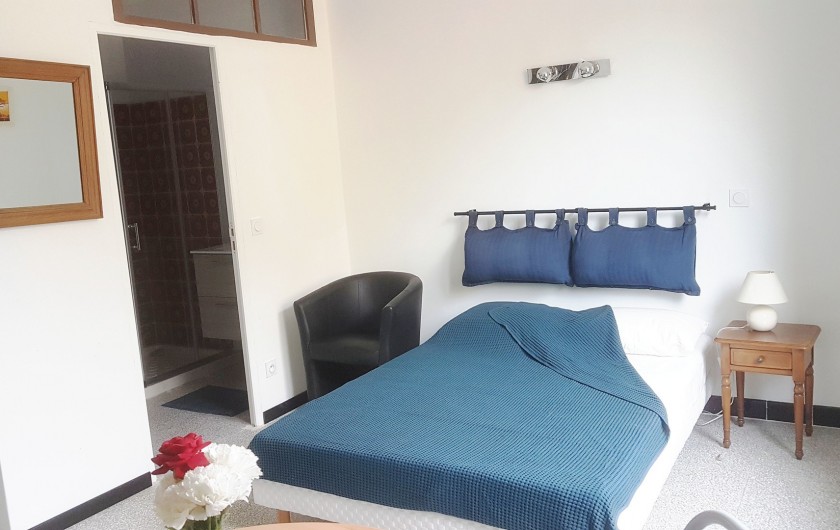 Location de vacances - Studio à Charleval - grand studio de 21 m2