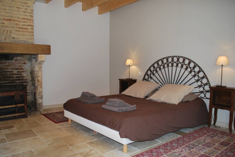 Location de vacances - Gîte à Eygurande-et-Gardedeuil - Chambre du rdc. Gîte de la Guirandole-Eygurande et Gardedeuil-Dordogne