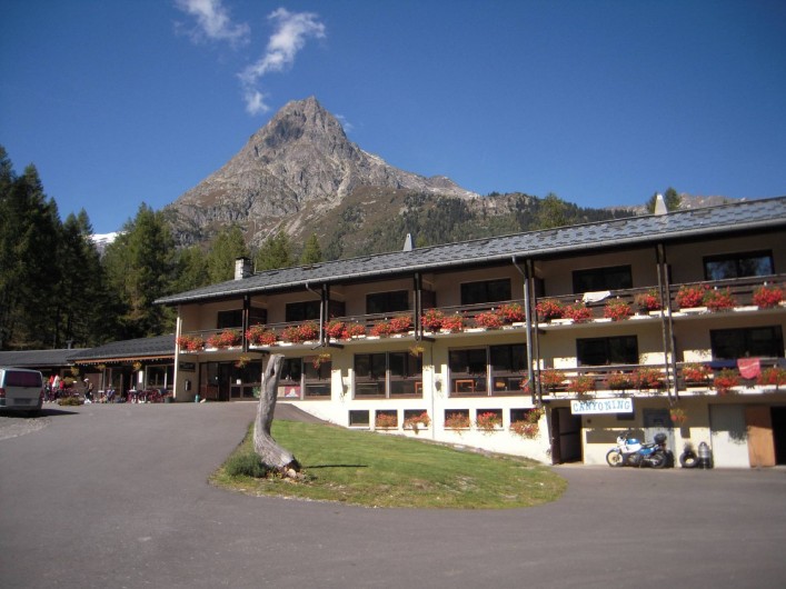 Location de vacances - Centre de vacances à Vallorcine - Chalet SKIROC - été