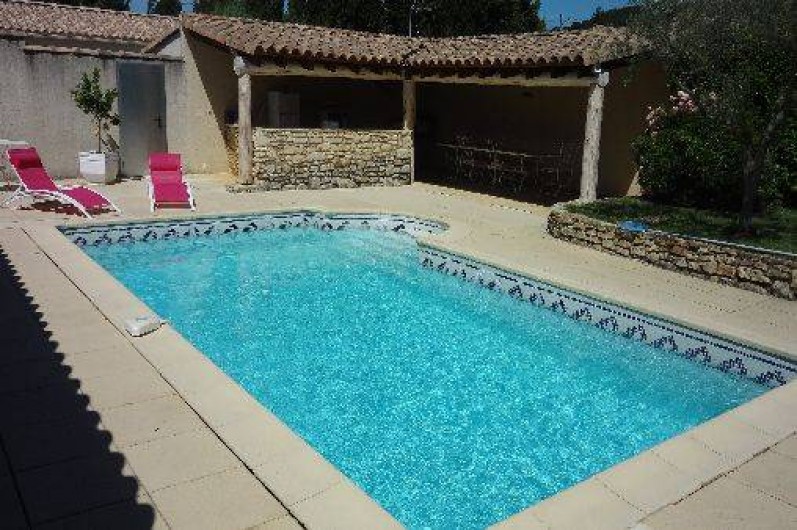 Location de vacances - Villa à Vénéjan