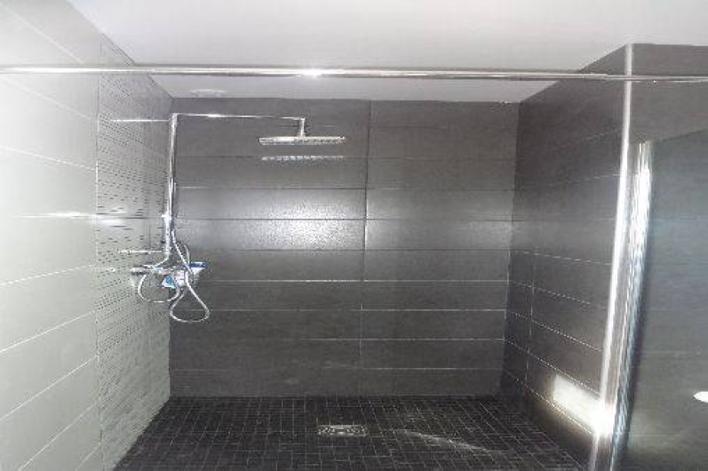 Location de vacances - Villa à Vénéjan