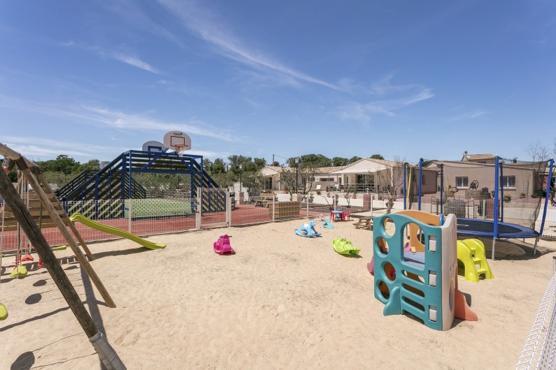 Location de vacances - Gîte à Pézenas - Jardin d'enfants