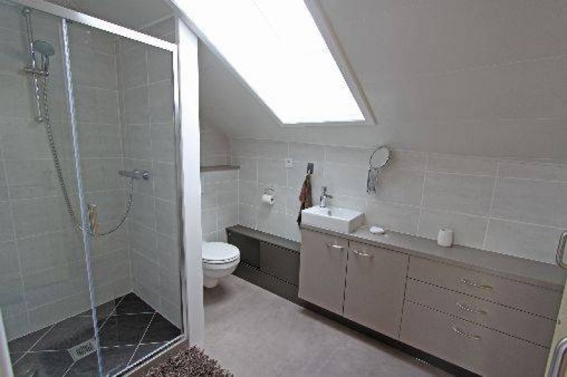 Location de vacances - Gîte à Annecy - Salle de bains