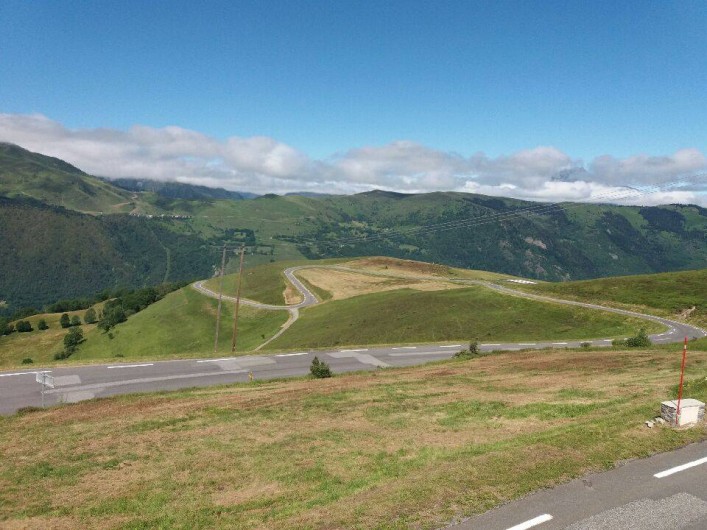 Location de vacances - Appartement à Loudenvielle - Vue du balcon l'été
