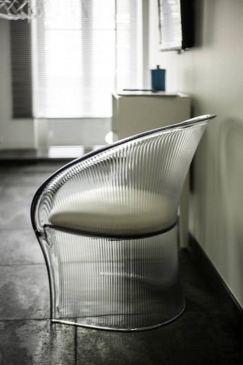 Location de vacances - Chambre d'hôtes à Beaune - Fauteuil Kartell