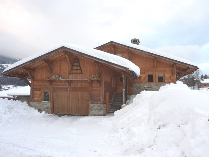Location de vacances - Chalet à Demi-Quartier - Chalet en hiver côté nord