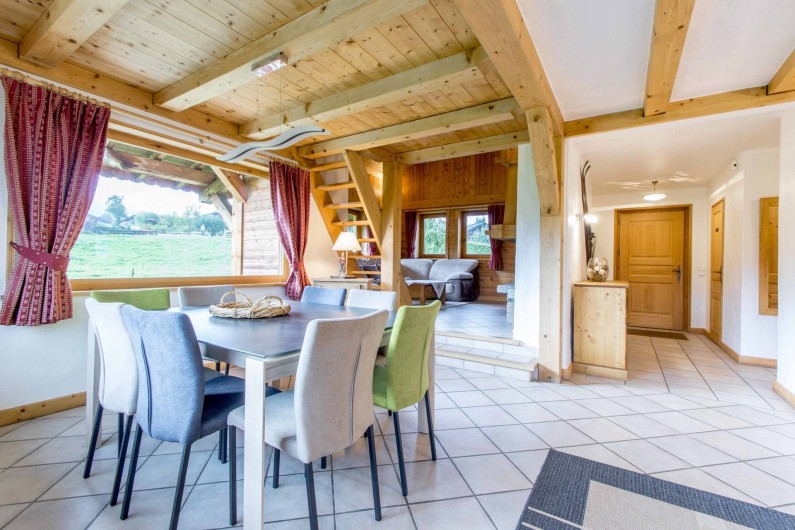 Location de vacances - Chalet à Demi-Quartier - Salle à manger donnant sur la terrasse