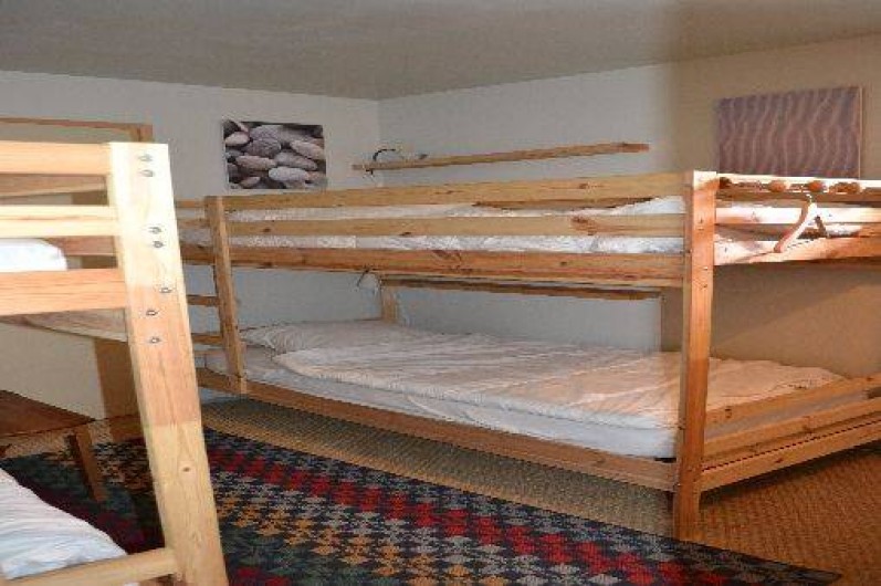 Location de vacances - Appartement à Bonneval-sur-Arc - chambre enfants avec 4 couchages