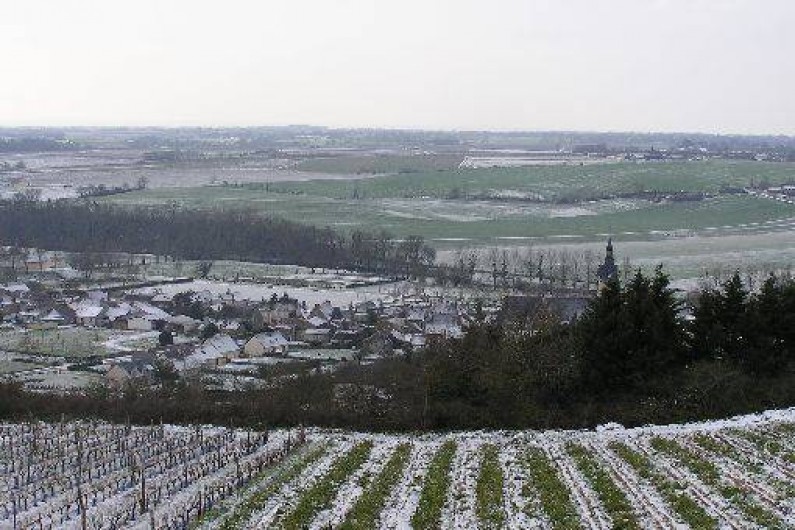 Location de vacances - Studio à Saint-Aubin-de-Luigné - Le village sous la neige