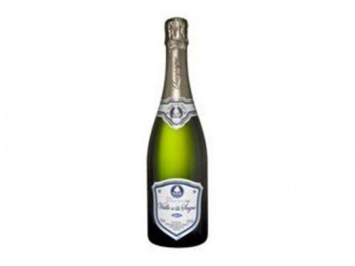 Location de vacances - Gîte à Baroville - Notre champagne vous attend au frais dans le frigo de notre gîte, humm !