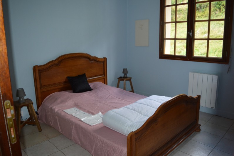 Location de vacances - Appartement à Gavarnie - Logement étage  chambre 2 avec lit de 140*190