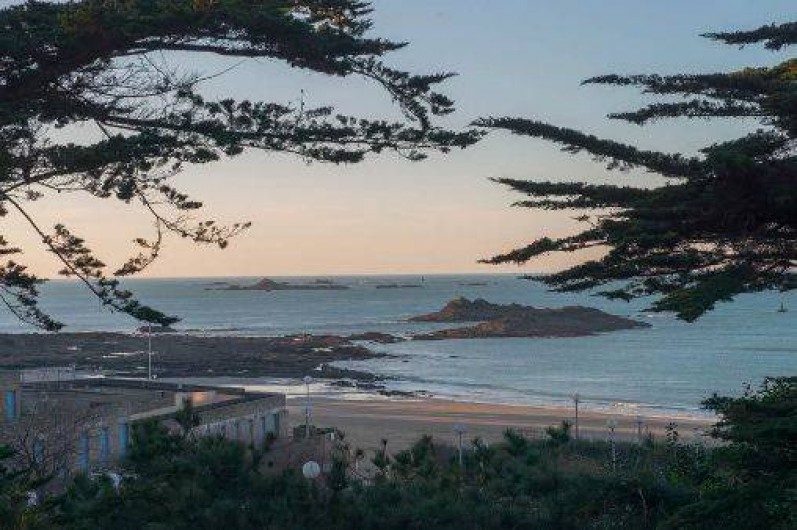 Location de vacances - Villa à Dinard - Vue du Salon