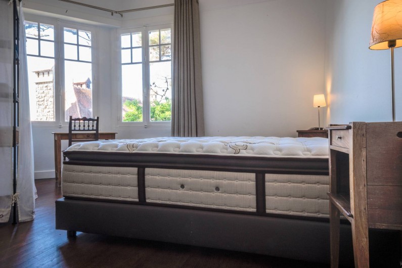 Location de vacances - Villa à Dinard - Chambre 3 - Lit 1.80 m