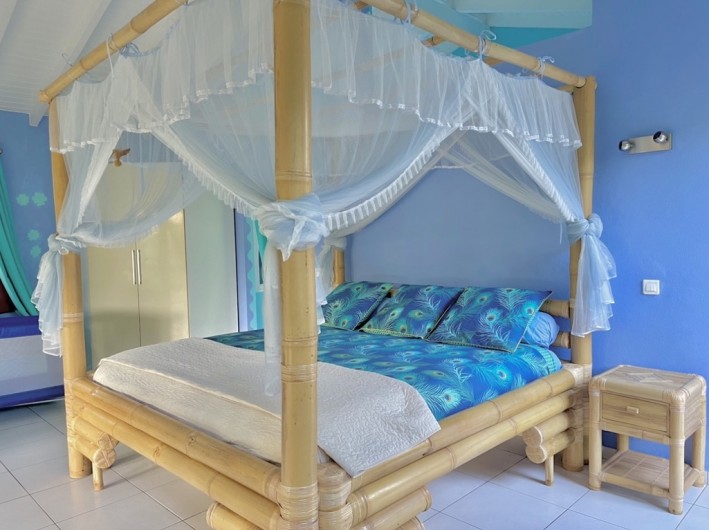 Location de vacances - Chambre d'hôtes à Le Gosier - Chambre XXL 128€ la nuit pour 2 personnes + 35€  la nuit par personne en +