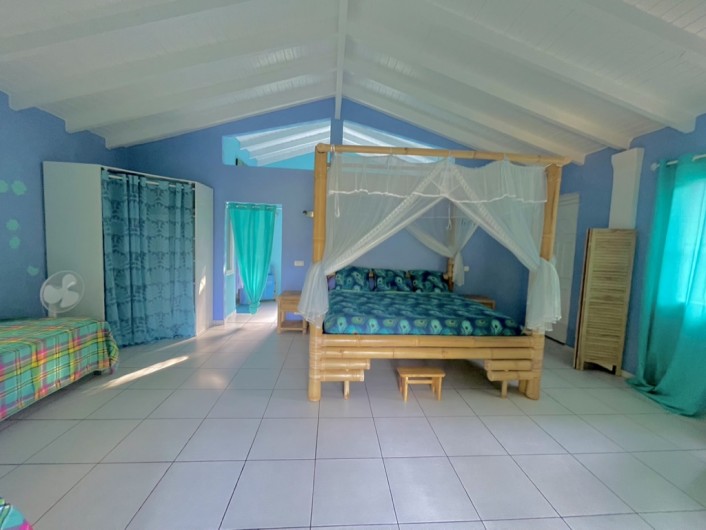 Location de vacances - Chambre d'hôtes à Le Gosier - Chambre XXL 128€ la nuit pour 2 personnes + 35€  la nuit par personne en +