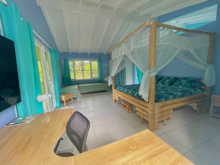 Location de vacances - Chambre d'hôtes à Le Gosier - Chambre XXL 128€ la nuit pour 2 personnes + 35€  la nuit par personne en +