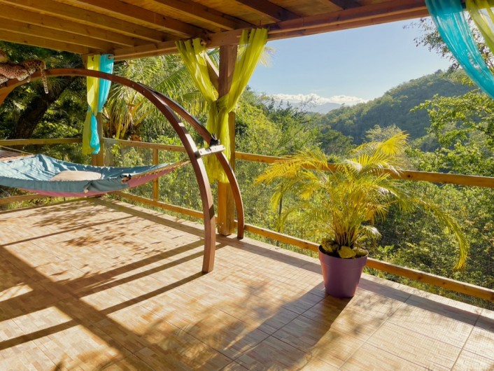 Location de vacances - Chambre d'hôtes à Le Gosier - Terrasse privée de la chambre XXL de 50m2 sans vis à vis