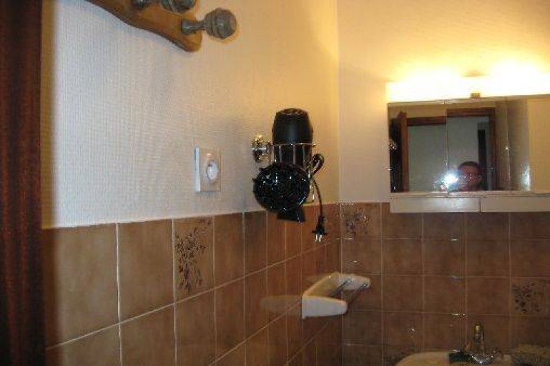 Location de vacances - Appartement à Saint-Jean-d'Arves - Une salle de bains
