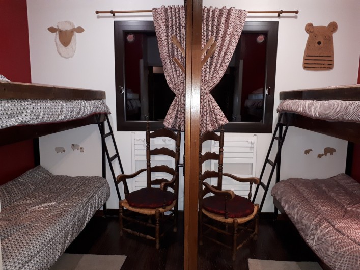 Location de vacances - Chalet à Saint-Lary-Soulan - Chambres 2 et 3