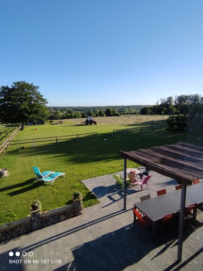 Location de vacances - Gîte à Anor - Vue magnifique sur nos parcs et prairies de plus de 6 hectares