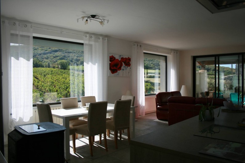 Location de vacances - Mas à Lagorce - grande pièce à vivre