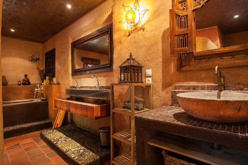 Location de vacances - Villa à Monestier - Notre grande salle de bain, avec plusieurs lavabos