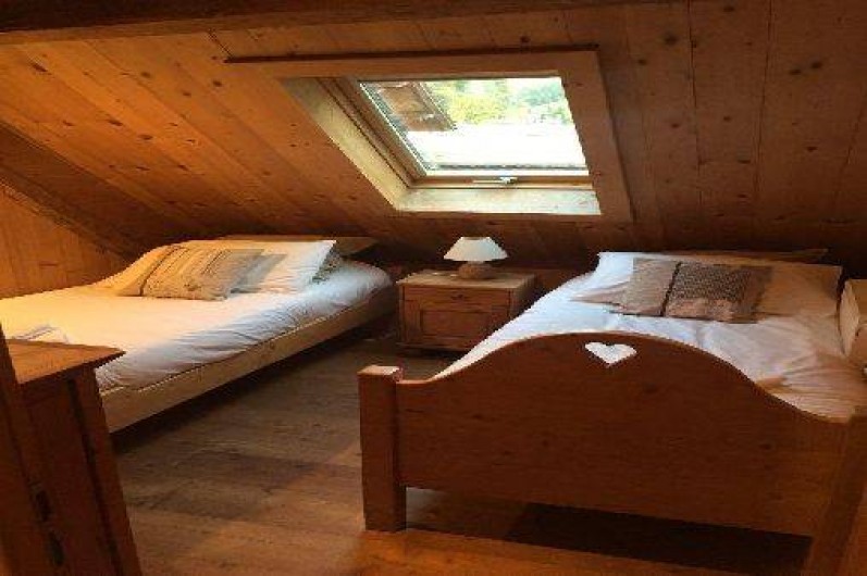 Location de vacances - Appartement à Morzine - 3ème chambre  Abricotine 2 lits 1 personne
