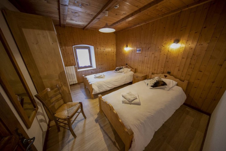 Location de vacances - Appartement à Morzine - 2ème chambre Abricotine 2 lits 1 personne