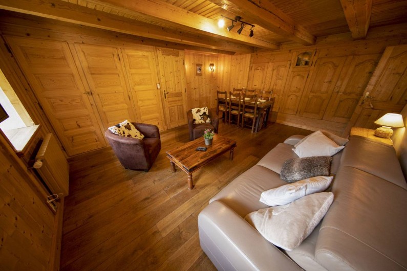 Location de vacances - Appartement à Morzine - coin salon GENTIANE