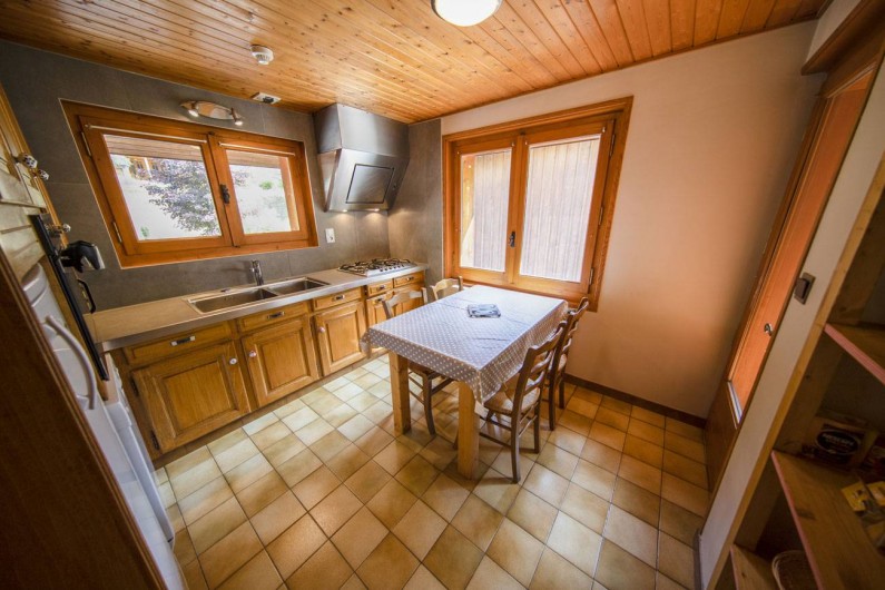 Location de vacances - Appartement à Morzine - Cuisine ABRICOTINE