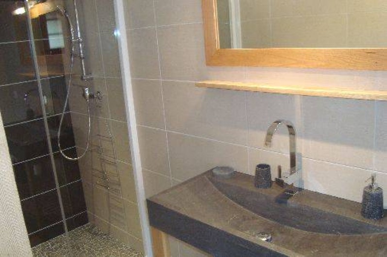 Location de vacances - Chalet à Bellevaux