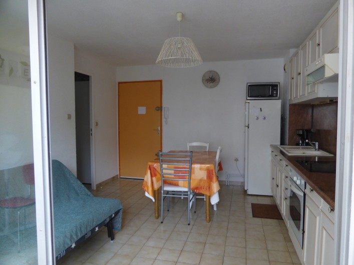 Location de vacances - Appartement à Sète - cuisine-salon