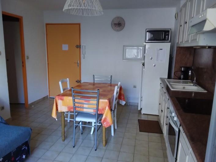 Location de vacances - Appartement à Sète - cuisine-salon